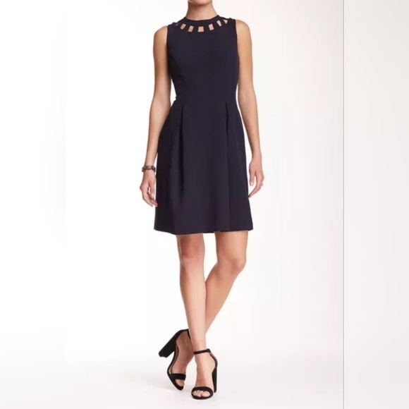 Eliza J Cutout Flare Sheath Dress Black Size 2 Elegant Modern - Picture 14 of 15